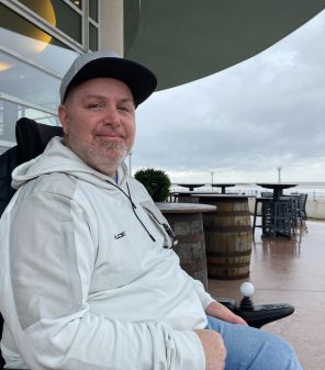 “If ever you're feeling a little bit down or a little bit melancholy, come and sit at the front of Morecambe Bay, and just look across the sea to the Lakelands and to the Isle of Man, and it just gives you that sense of calm.” Daryl, @bayclickyroller 

Earlier this year, we were delighted to meet a few of the Bay's residents who have found their own ways to experience the joy that #morecambebay can bring - even when they've had some significant barriers to overcome.
We're very thankful to Daryl who lives in Morecambe and is an incredible photographer, for sharing 
his story with us. 

So on this grey and dreary day, grab a cup of tea and take some time out to have a listen to this lovely short podcast recorded for us by Nigel @morecambebaypodcast 
Follow the link in our bio.

#outdoorsisforeveryone #photography #accessibleplaces #wellbeing #freshair #coastalstrolls #wheeling #seasideviews #daysout #exploremore