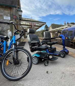LAST CALL for survey responses please by Monday 4 March.
We're planning to operate a trial hub from Grange Station, hiring out mobility scooters and a powered wheelchair so that people with physical difficulty or disability can access the promenade easily to enjoy the sea air and amazing views. This is in addition to the Tramper hire service that we run with volunteers from Grange Library.

We're also researching the hire of E-bikes and how we could deliver a scheme which works best for you.
All responses are completely anonymous.
Find the survey link in our bio
THANK YOU for your help!

@networkrail @community_rail @grangebakerycumbria @grangepostoffice @grangehotel @clarehousehotel @netherwoodhotelandspa @grangeoversandsemporium @grangeoversandsgc @vanillabeauty_grangeoversands @vibehairdesign_grangeoversands @barista_brothers_gos @thymeoutgrange @cartmelalpacas @visitcartmel @arnsidesilverdalenl @arnsidechippy @arnsidesailingclub @arnsidebeachhut #ebikehire #ebikes #mobility #accessibilityforall @southlakesmobility #wheelsforall #wheelchair #poweredwheelchair #activetravel #cycling #walking #grangeprom #getoutside #sustainabletourism #visitcumbria