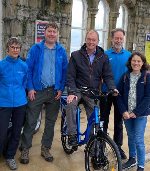 The team were delighted to meet local Westmorland and Lonsdale MP Tim Farron this morning at #grangerailwaystation where we will be trialling a pop up #activetravelhub so locals and visitors will be able to try out and hire #ebikes or mobility scooters and enjoy a choice of itineraries and guided routes in the local area.

We are now looking for volunteers to help us run the hub. If you have a passion for Grange and love helping people to explore the Bay #carfree , we’re having some drop in sessions so you can meet us and chat about the opportunities.

Tuesday 24 October, 2-4pm
Thursday 26 October, 10.30am - 12.30pm

Find out more by clicking the link in our bio.